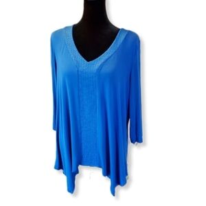 Adrianna Papell Blue V-Neck 3/4 Sleeve Asymmetrical Hem Top Sz 1X